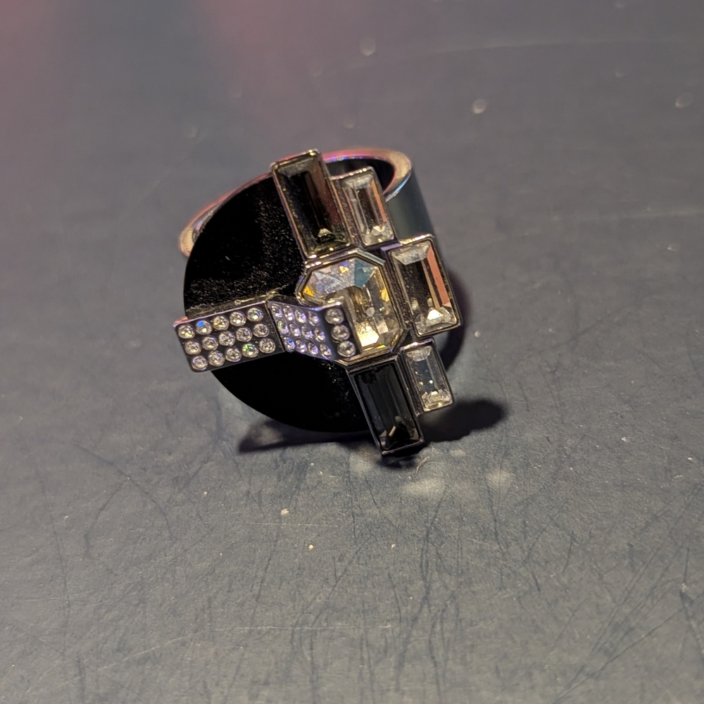 Lia Sophia Black and Silver Crystal Ring - Picture 4 of 5